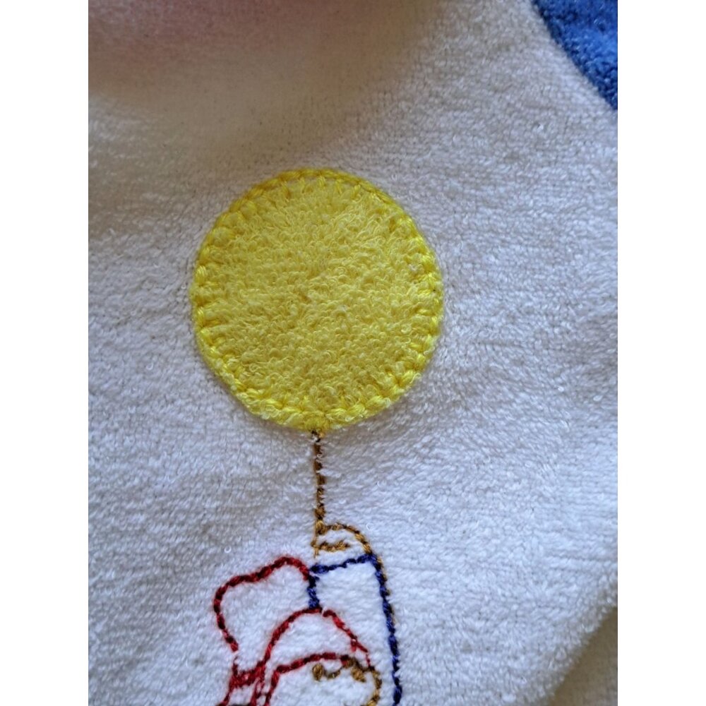 Vintage Infant Footed Sleeper Embroidered Bear Balloon Baby Size 0-10 Lbs USA - Picture 3 of 9